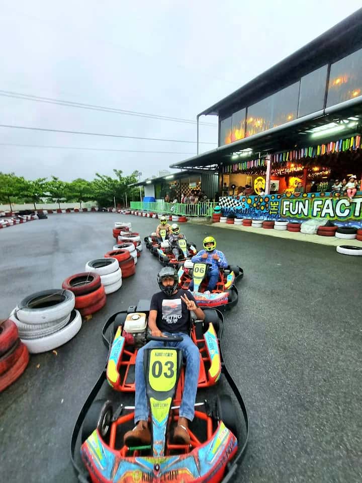 Kart 2 Cafe - The Fun Factory